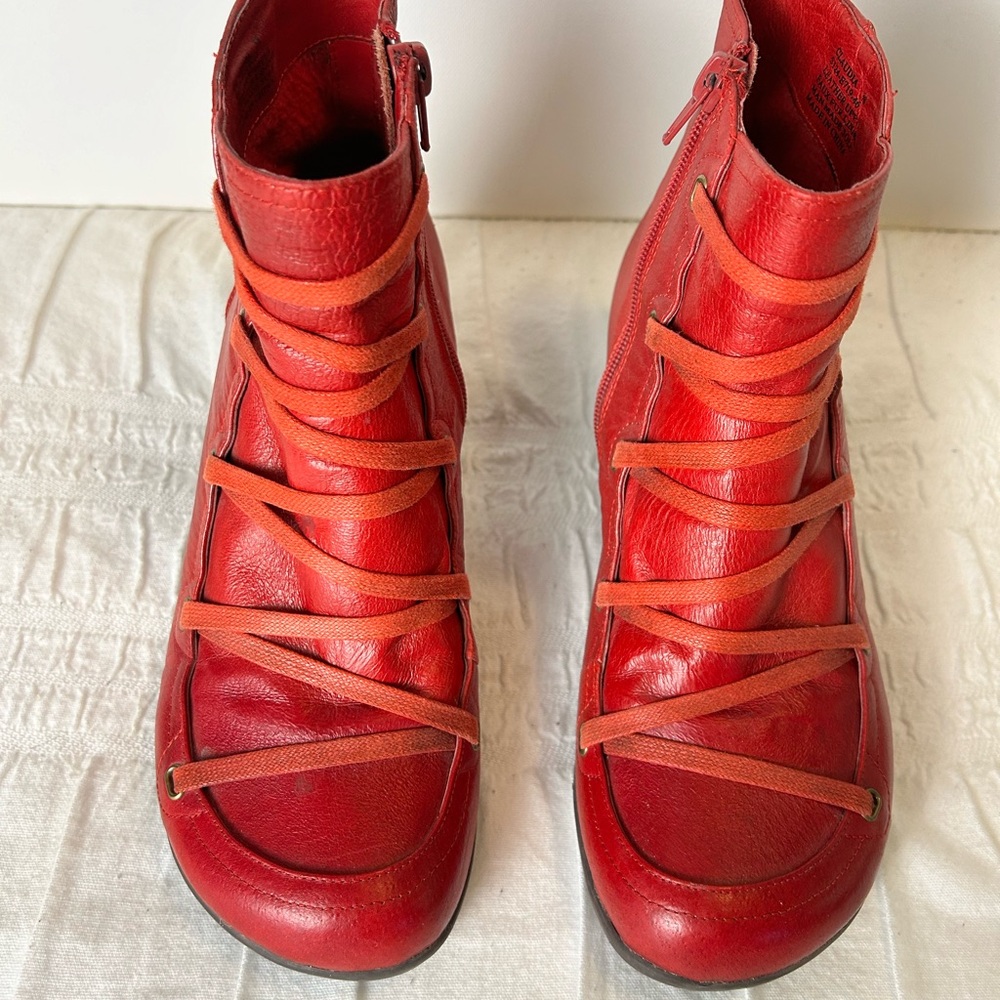 Miz Mooz Red Leather Lace Kitten Heel Boots - Picture 4 of 11
